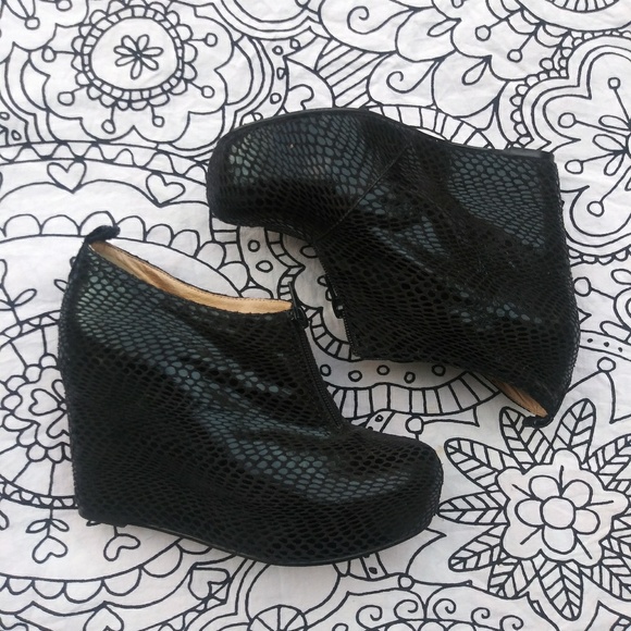 Jeffrey Campbell Shoes - JEFFREY CAMBELL platform booties tahiti 99